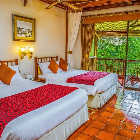 Paraa Safari Lodge Exterior photo